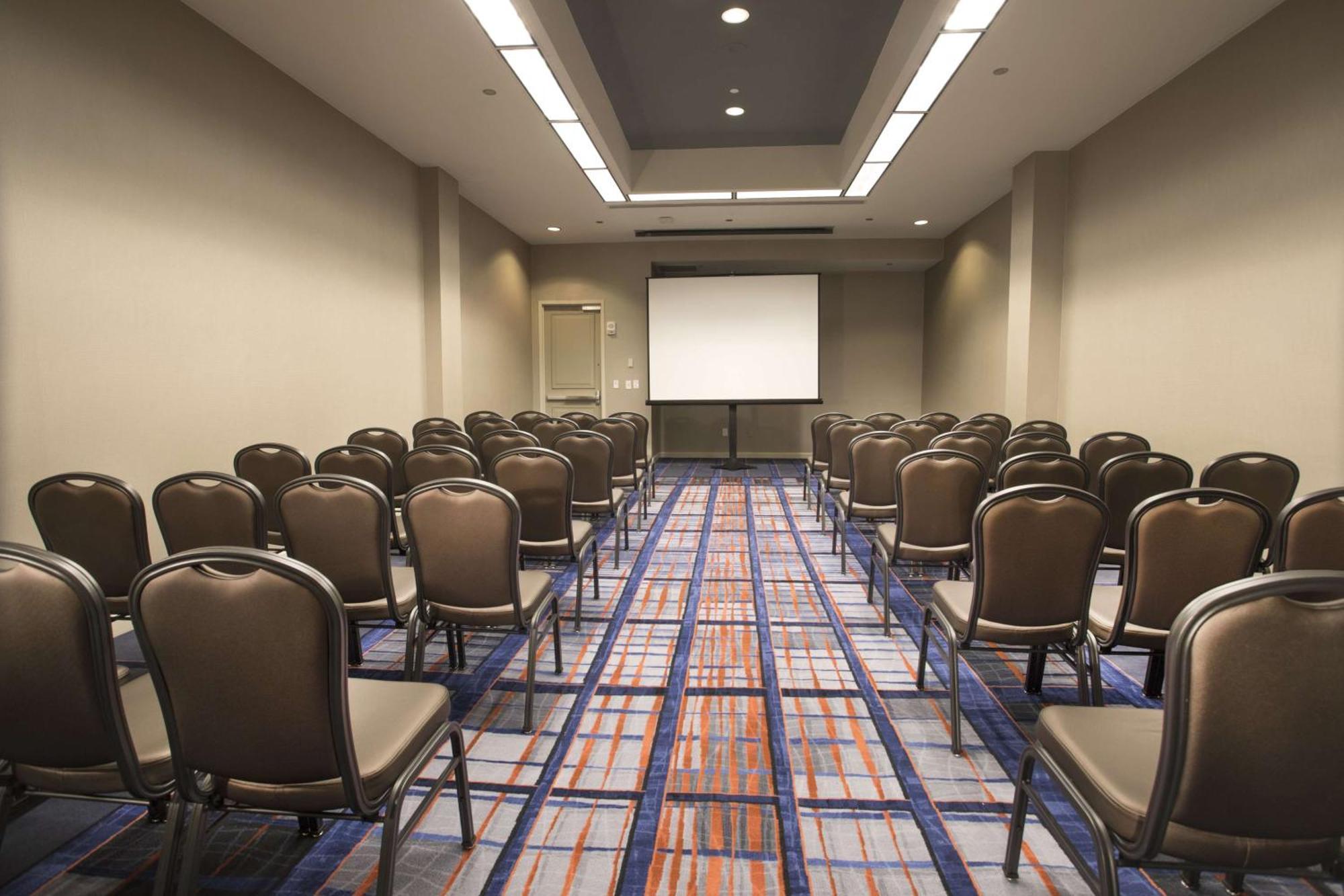 Hilton Atlanta Airport College Park