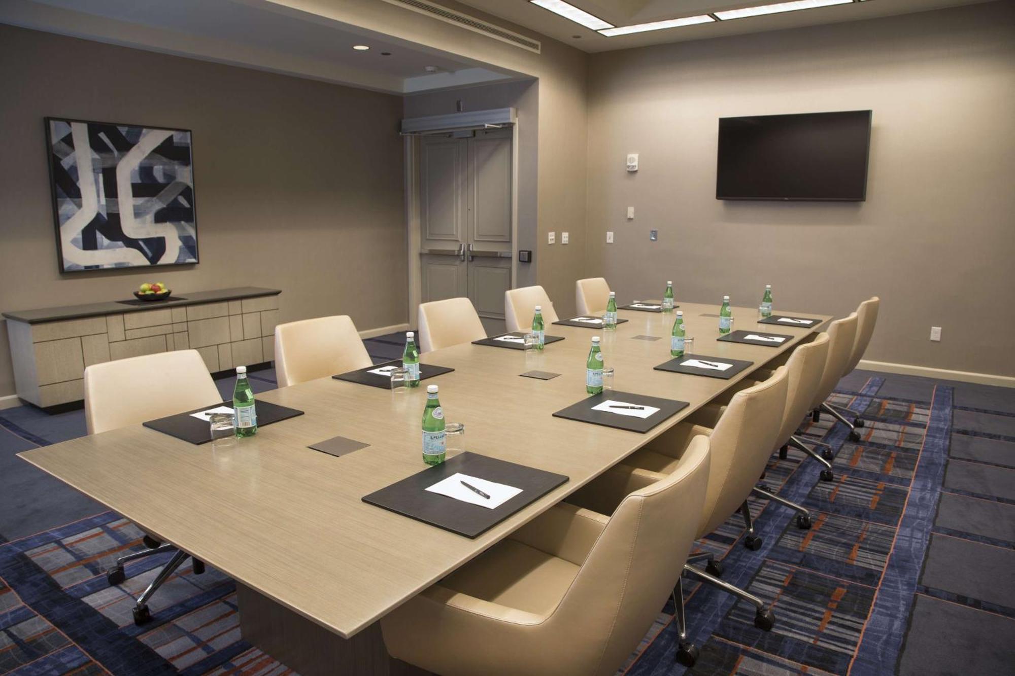 Hilton Atlanta Airport 4* College Park