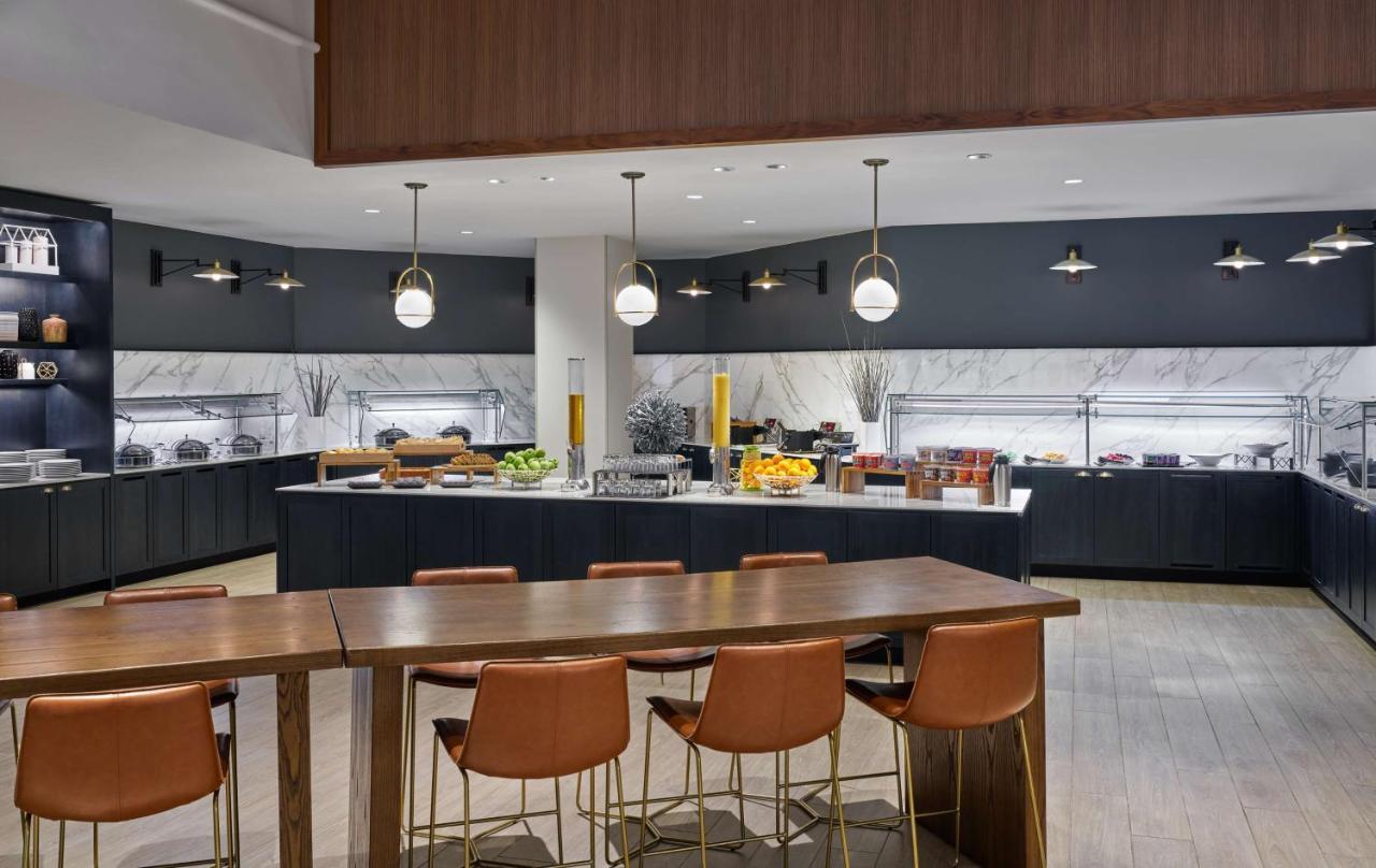 Hilton Atlanta Airport Hotel